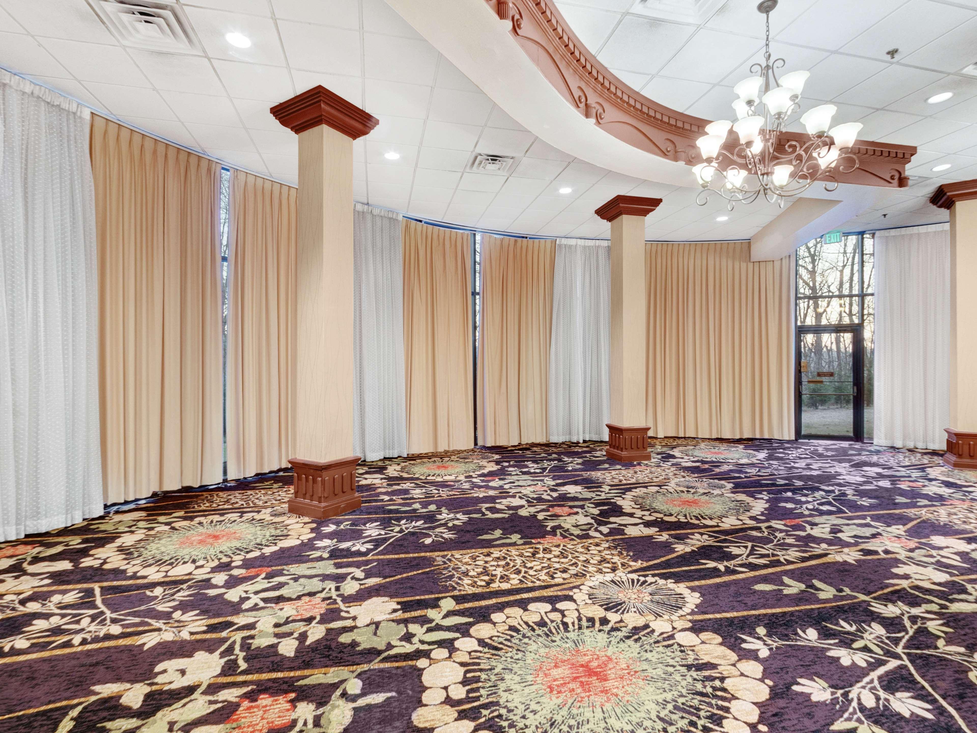 Doubletree By Hilton Charlottesville Extérieur photo