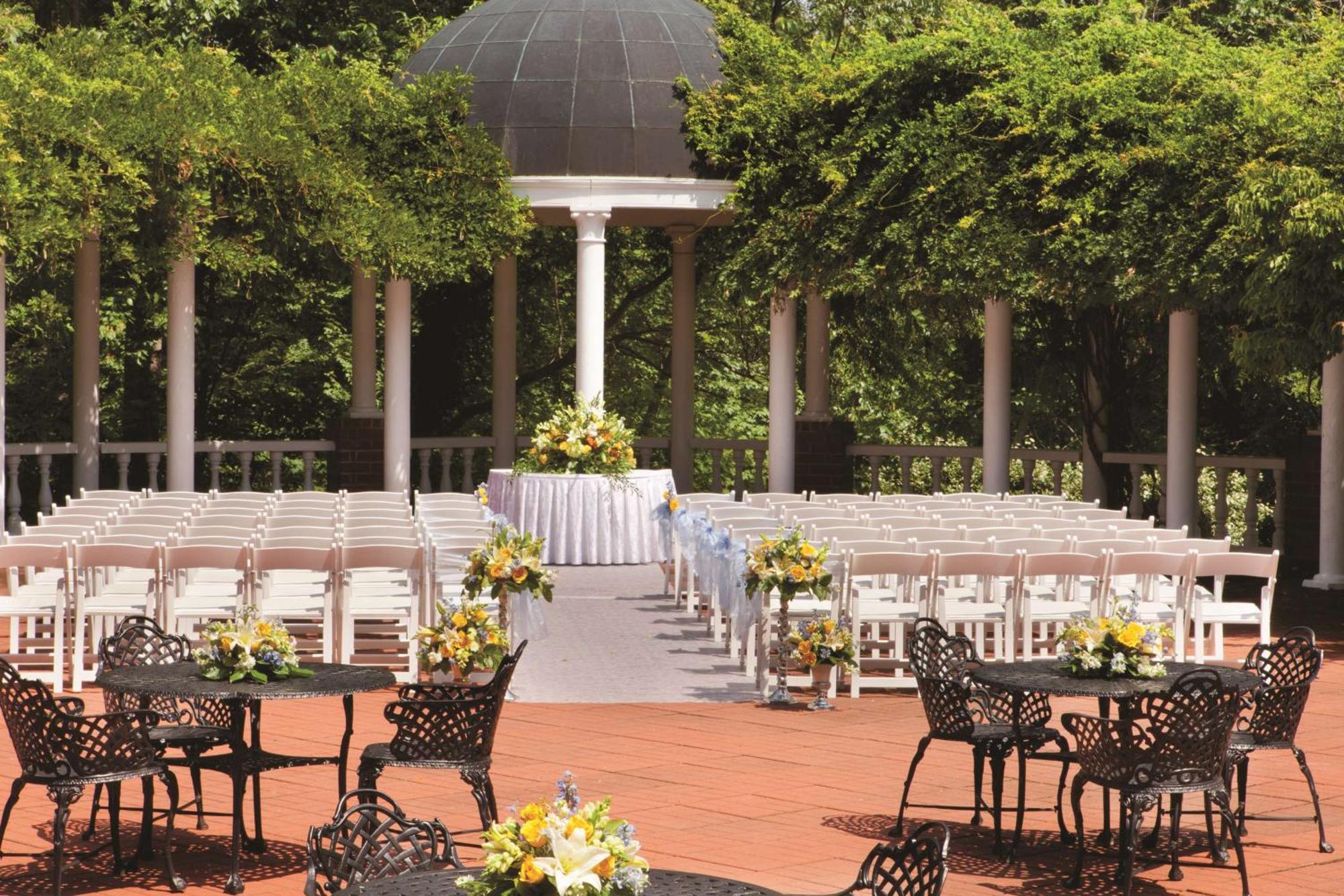 Doubletree By Hilton Charlottesville Extérieur photo