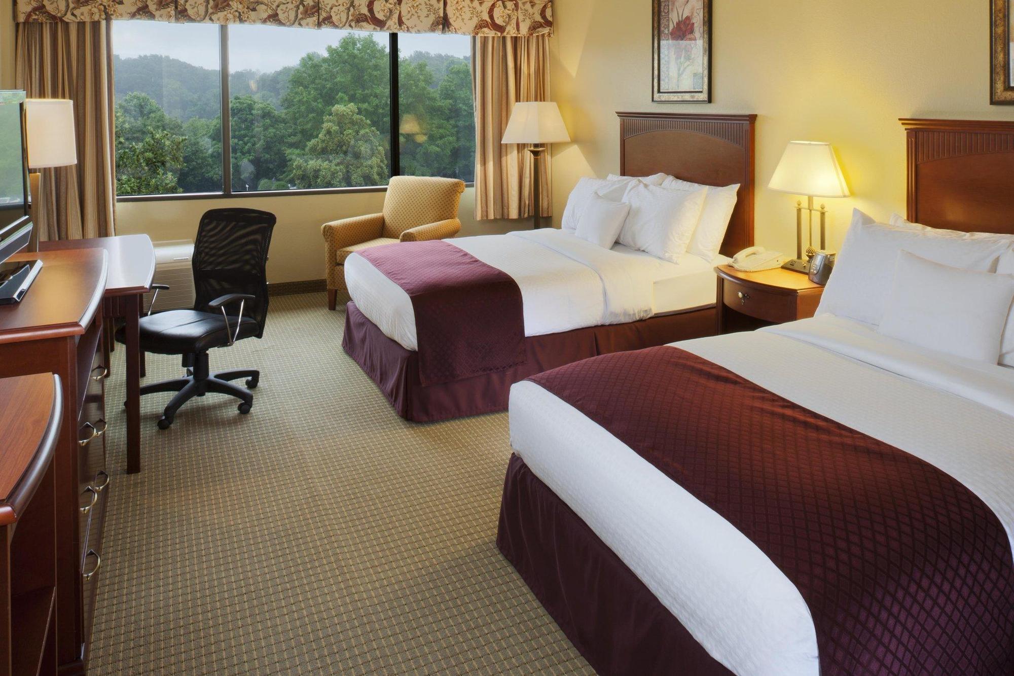 Doubletree By Hilton Charlottesville Extérieur photo